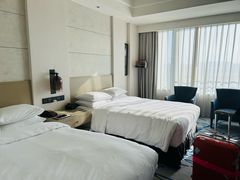 -上海漕河泾万丽酒店
