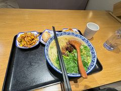 -舌尖尖·兰州牛肉面(浦东机场店)