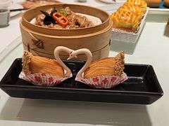 鲜果榴莲天鹅酥-陶陶居酒家(第十甫路总店)