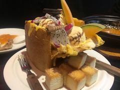 蜜糖吐司-铜锣湾·有麝自然香(渝北财富中心店)