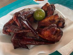 -东海岸人工湖美食村