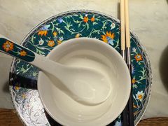 -尚尚仙·酸汤猪手·猪肚鸡火锅(华联万柳购物中心店)