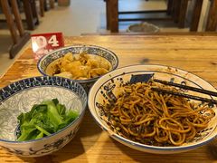-素椒杂酱面(油篓街店)