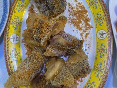脆鳞蒜香鲈鱼-万柳阁小馆·花园餐厅(龙潭湖店)