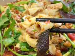 -周良天山牛杂城(天山路总店)
