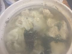 -小许三鲜砂锅馄饨店(家多乐烟酒店)