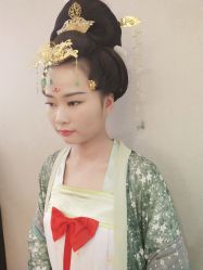 -盘子女人坊古装写真摄影(厦门总店)