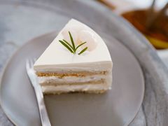 荔枝乌龙奶油蛋糕-COTTON CAFE(德信·中外公寓店)