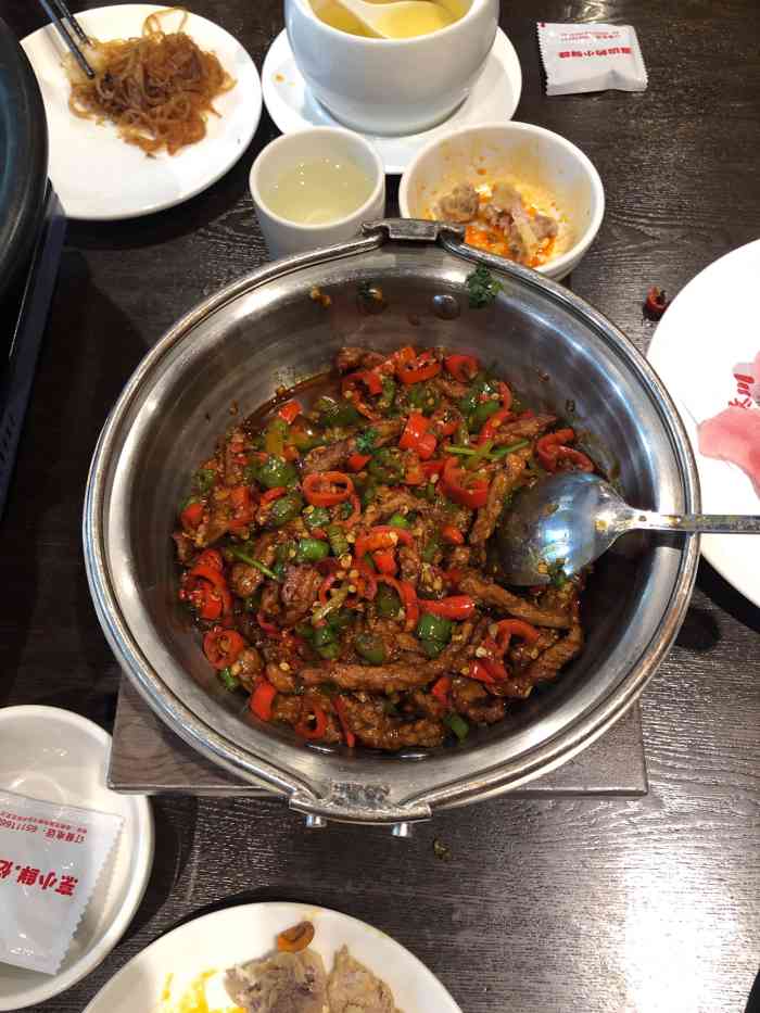 小秦川(牡丹大道店)-"第一次来小秦川吃饭 上菜不是很快 服务态.