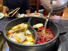 -沸炉重庆老火锅(军事博物馆店)
