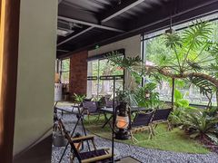 -J Create城市露营咖啡·简餐·宠物(上海动物园店)