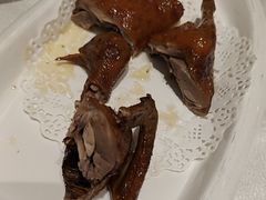 红烧乳鸽-光明招待所(邦凯科技园店)