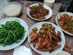 -蓝精灵饺子店