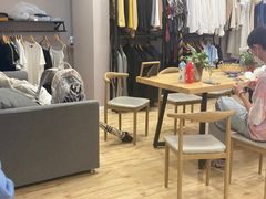 -花儿照相馆·最美证件照(红旗街万达店)