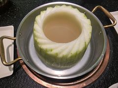 -得意咚瓜·顺德鱼生·冬瓜火锅(深圳首店)