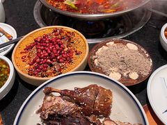 -小饕荟雅安贡椒鱼鲜馆(广福桥店)