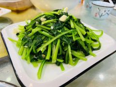 -萃华海鲜阁大排档(五四广场店)