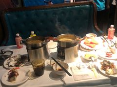 -领鲜活海鲜榴莲自助火锅(东门店)