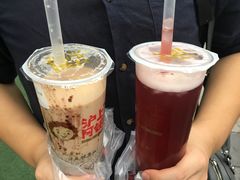 -沪上阿姨鲜果茶(世茂广场宽厚里店)
