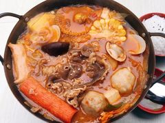泡菜肥牛锅-张妈台式锅烧(深大店)