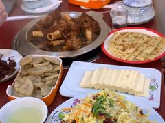 -聚首堂·特色小吃·肘子(什刹海德胜门店)