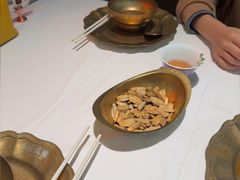 -桂满陇·蟹黄小笼汤包(中山公园店)