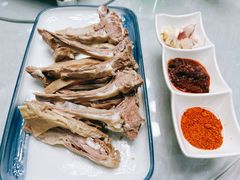 -三江源美食城