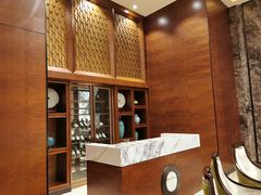 -景月阁空中食府(希尔顿酒店)