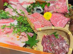 -山川小町·极番烧肉(新地假日广场店)