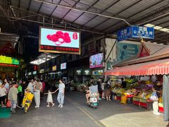 -曼阁市场水果批发市场