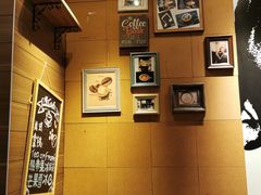 -麦当劳(汉口火车站候车室店)