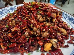 -黄桷树曹家私房菜(江与城店)