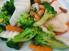 -吕氏疙瘩汤·海鲜新鲁菜(凯德mall新都心店)