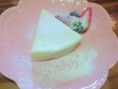 -Rabbit Cafe私房西餐甜点咖啡(栖霞路店)