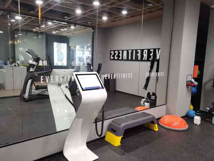 艾威健身ems极速减脂(水游城店)-"感谢点评粑粑的霸王餐 伪健身狗现在