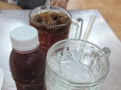 龙眼茶-榮泰米粉湯(Left Shop)