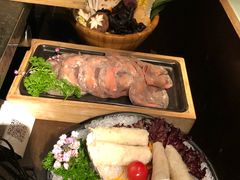 -湊湊火锅·茶憩(新中关购物中心店)