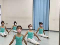 -梧桐花语舞蹈培训中心(潞城校区)