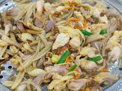 桑拿鸡-大眼强五杯鹅·桑拿鸡煲