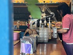 -Be Lived Cafe比例咖啡(摩天轮店)