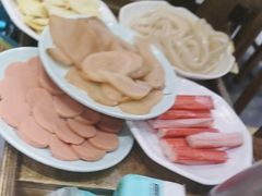 -肖肖酸萝卜鱼火锅(总店)