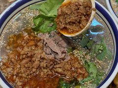 -云阿蛮云南生烫牛肉米线(奉贤路店)