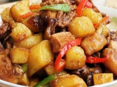 鸡腿肉炖土豆-闫家粥铺(吉林大路店)