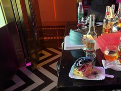 -温莎KTV(珠江路店)
