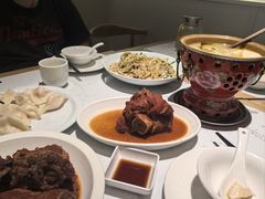 -关东小磨东北菜(漕河泾印象城店)