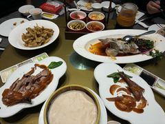 -艳阳天民俗村(公园路店)