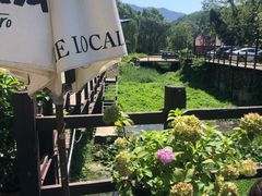 -北京水岸山吧度假村(雁栖镇店)