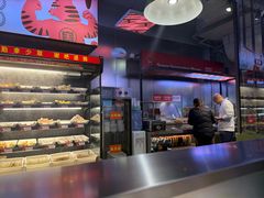 -佰人王串串香火锅(洋珠巷店)