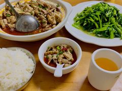 炒空心菜-信阳风味罗山大肠汤(经一路店)