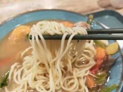 -大食代美食广场(上海中心店)